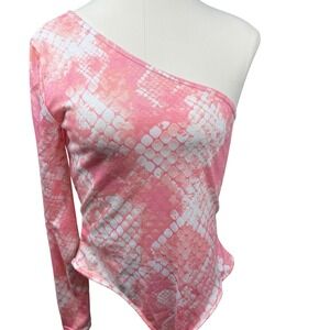 Pretty Little Thing Snake Shoulder Bodysuit‎ pink size 6 ballet core barbiecore